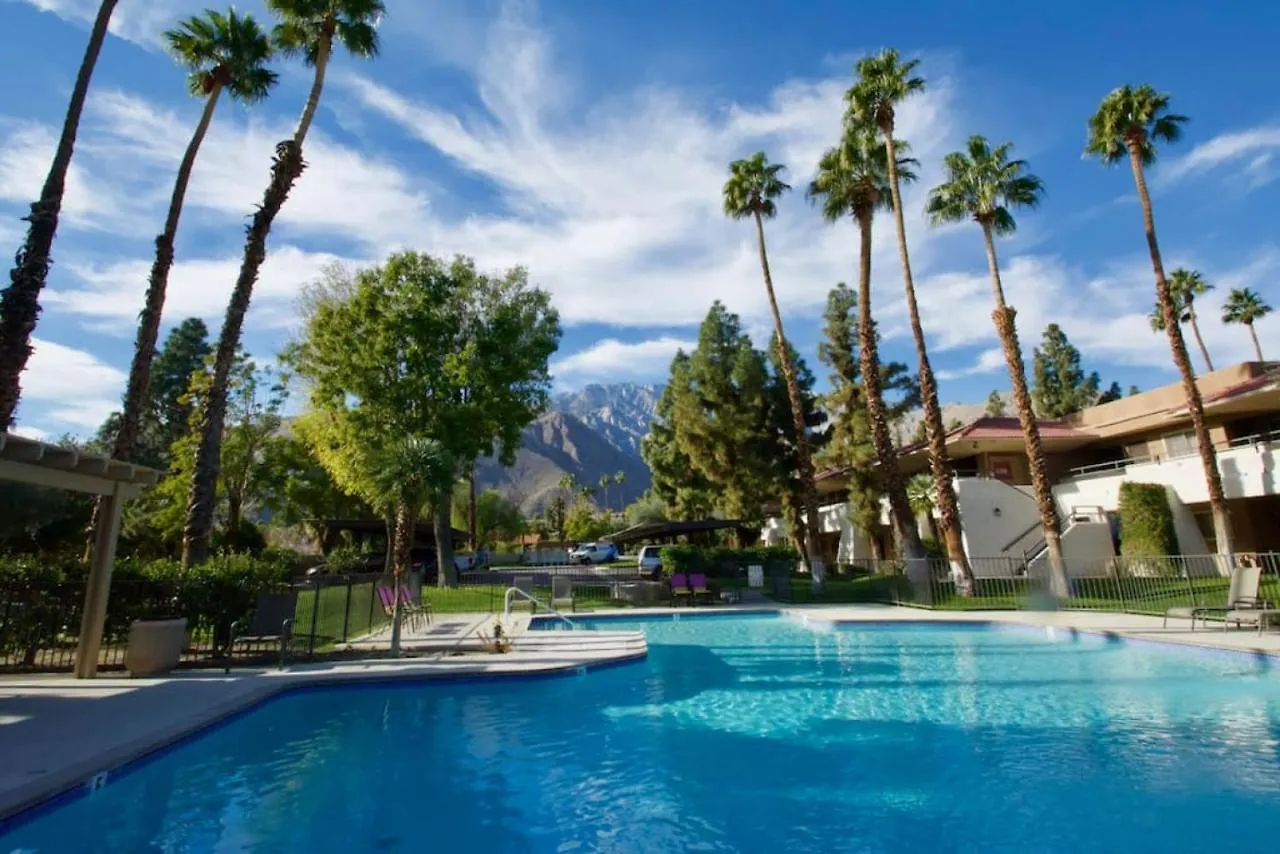 Poolside Palm Springs Getaway location